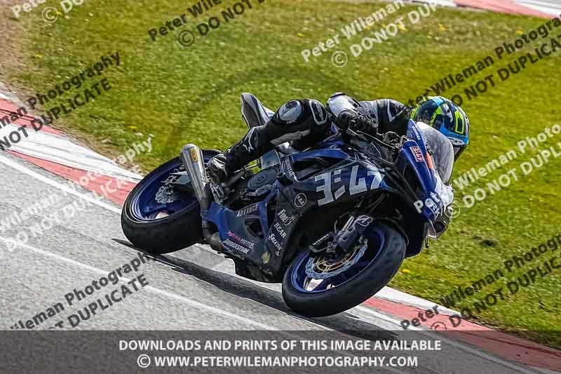 donington no limits trackday;donington park photographs;donington trackday photographs;no limits trackdays;peter wileman photography;trackday digital images;trackday photos
